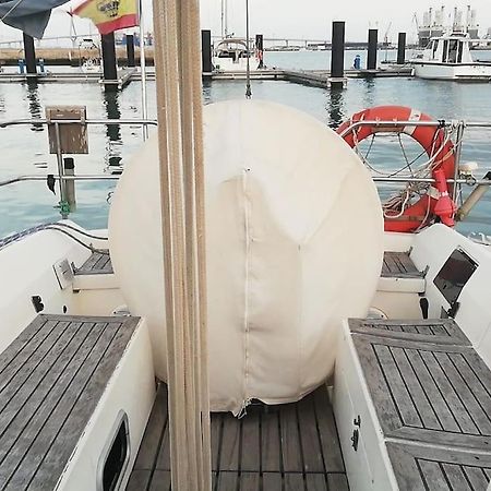 Boat-Apartamento Flotante Cadiz.. La Juanita Arroyo Екстер'єр фото